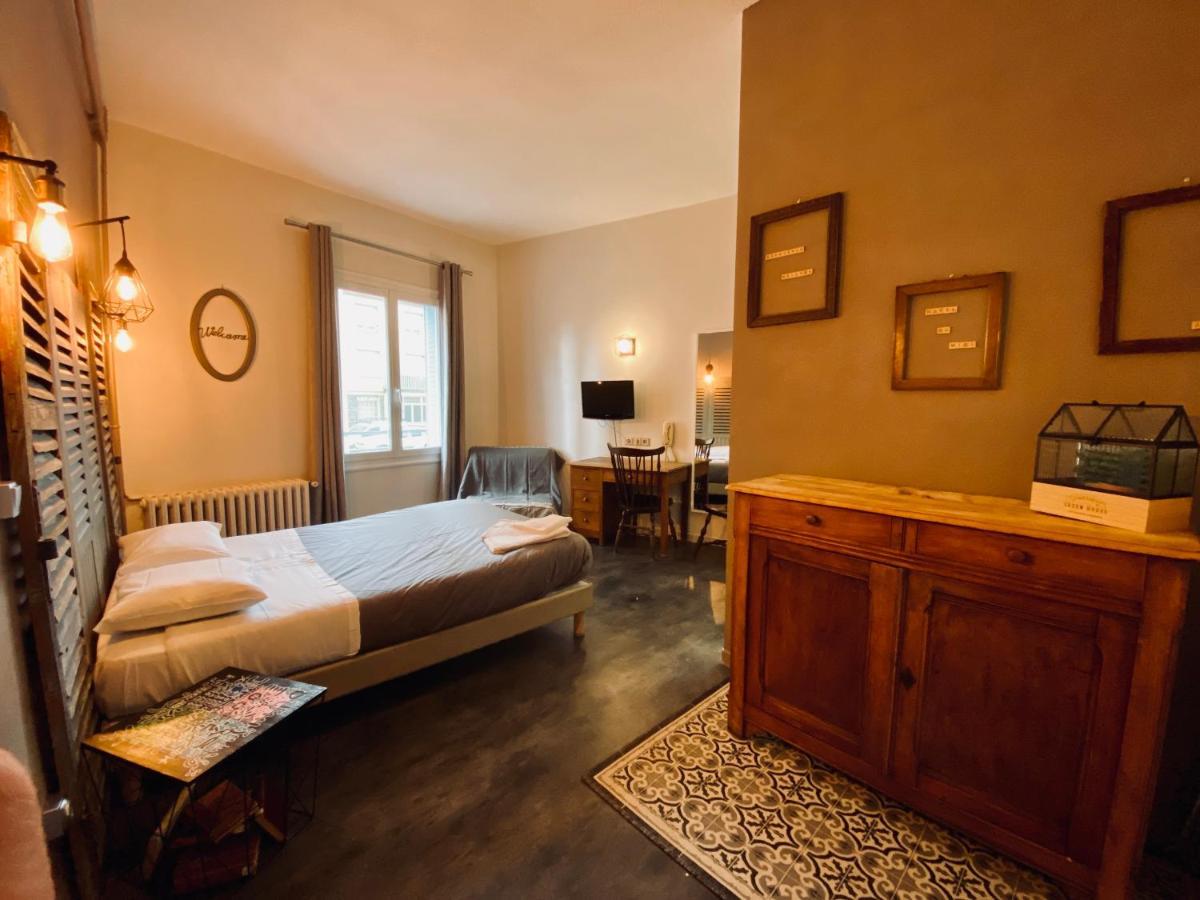 Hotel Le Midi Clermont-Cournon Exterior photo
